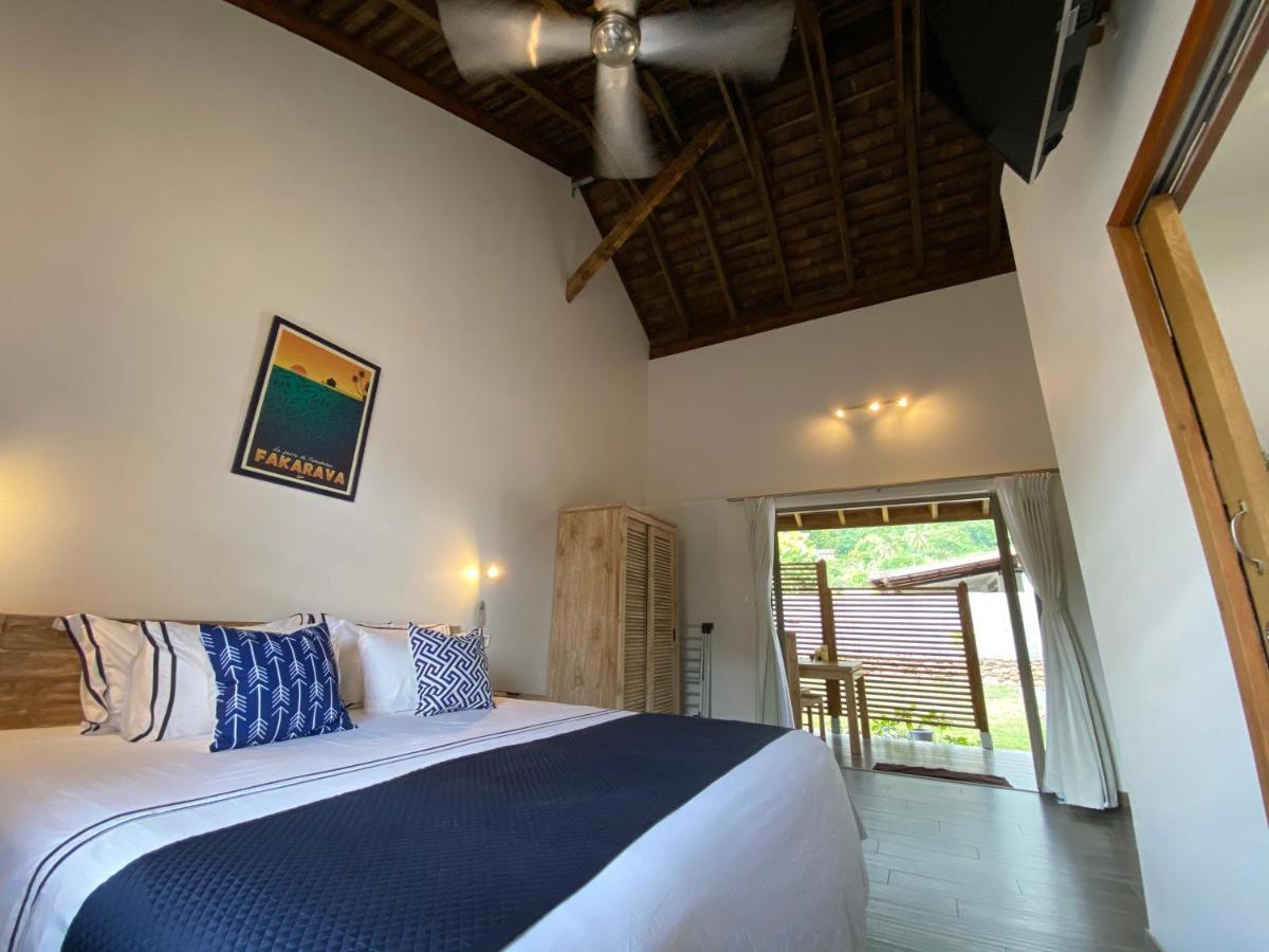 Fare Noanoa Hotel Paea Buitenkant foto