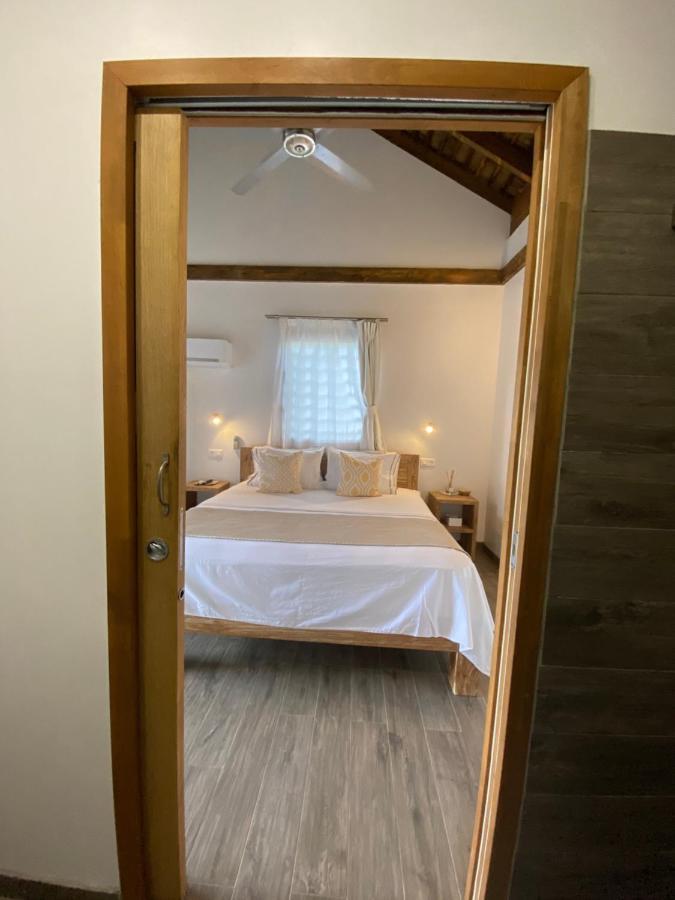 Fare Noanoa Hotel Paea Buitenkant foto